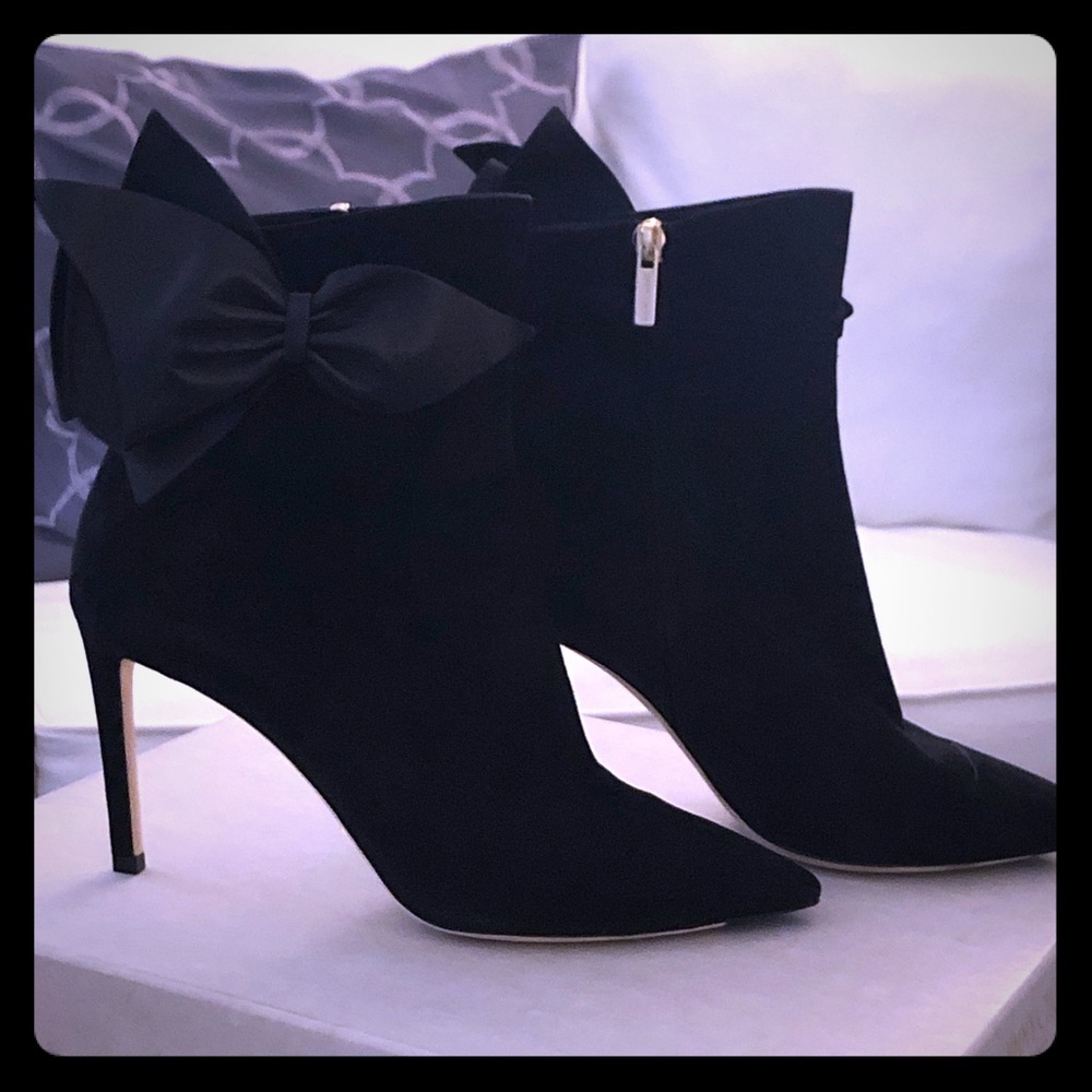 SOLD: Jimmy Choo Kassidy 85 suede ankle bootie